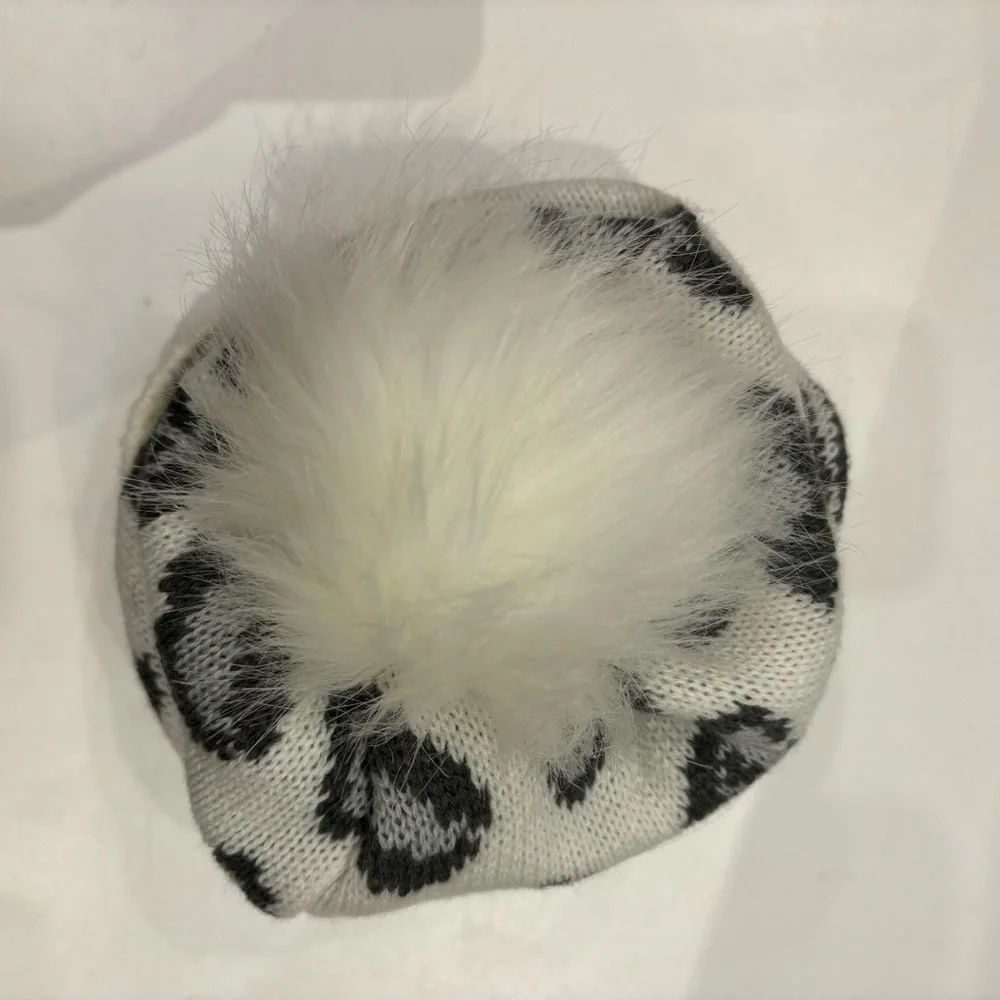 Toby & Co Leopard Print Pom Pom Beanie Hat and Scarf set